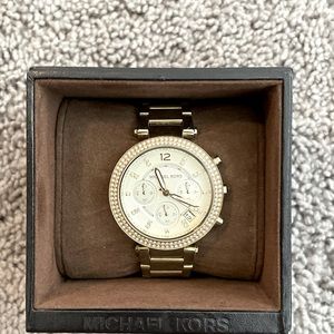 ✨Michael Kors Diamond Watch